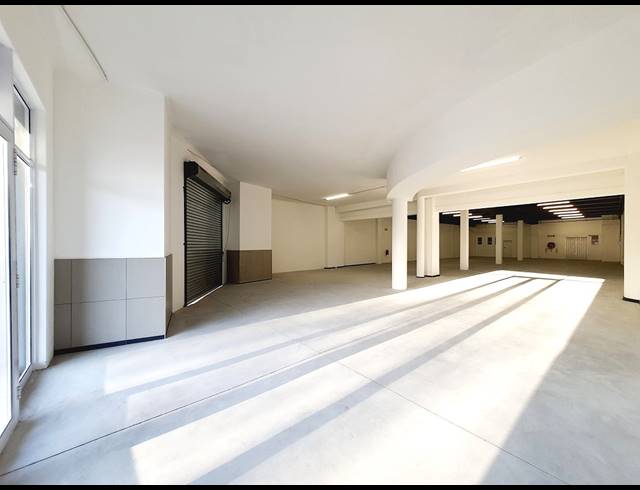374M² WAREHOUSE TO LET IN HALFWAY HOUSE